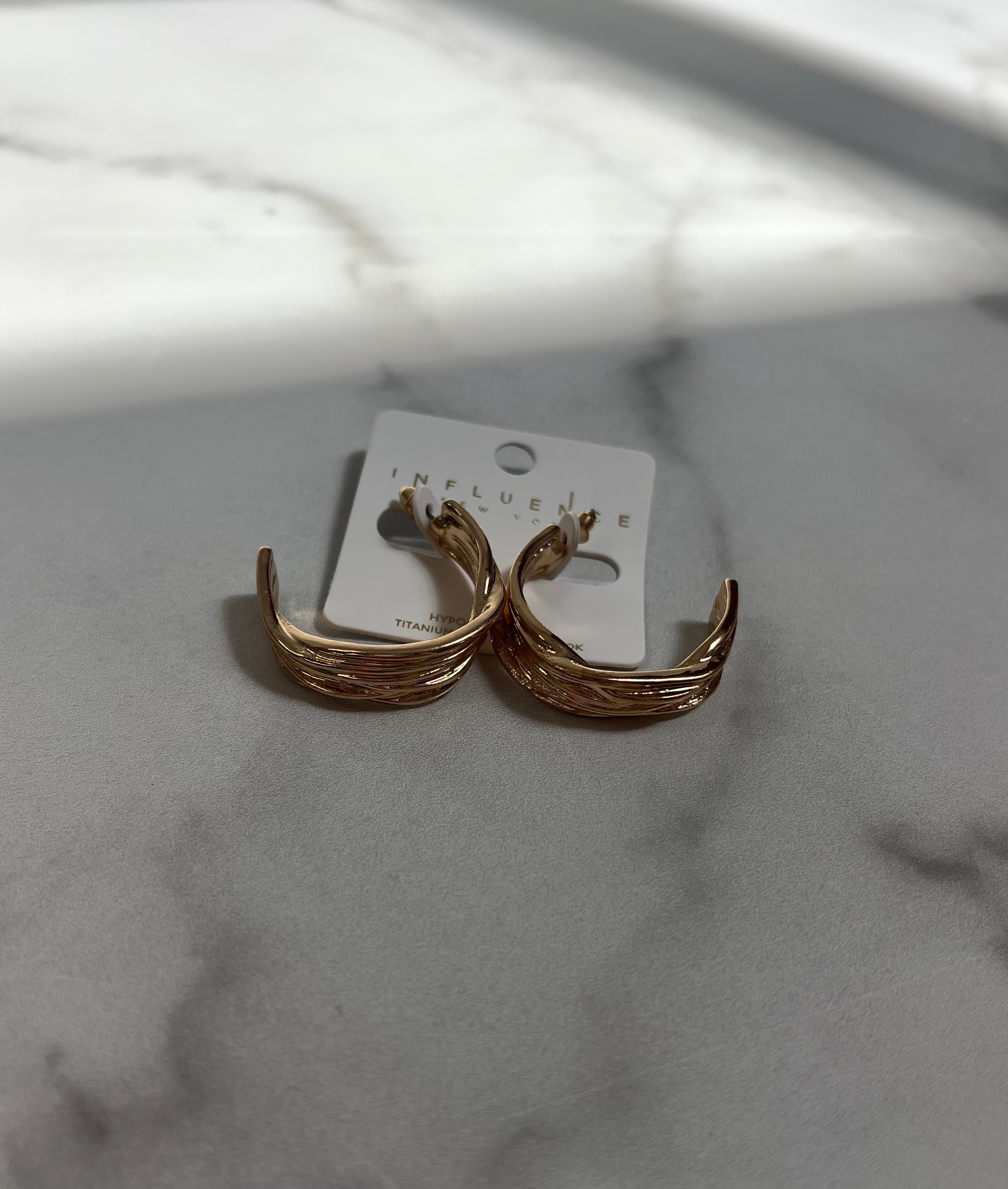 Metal Twist Hoop Earrings