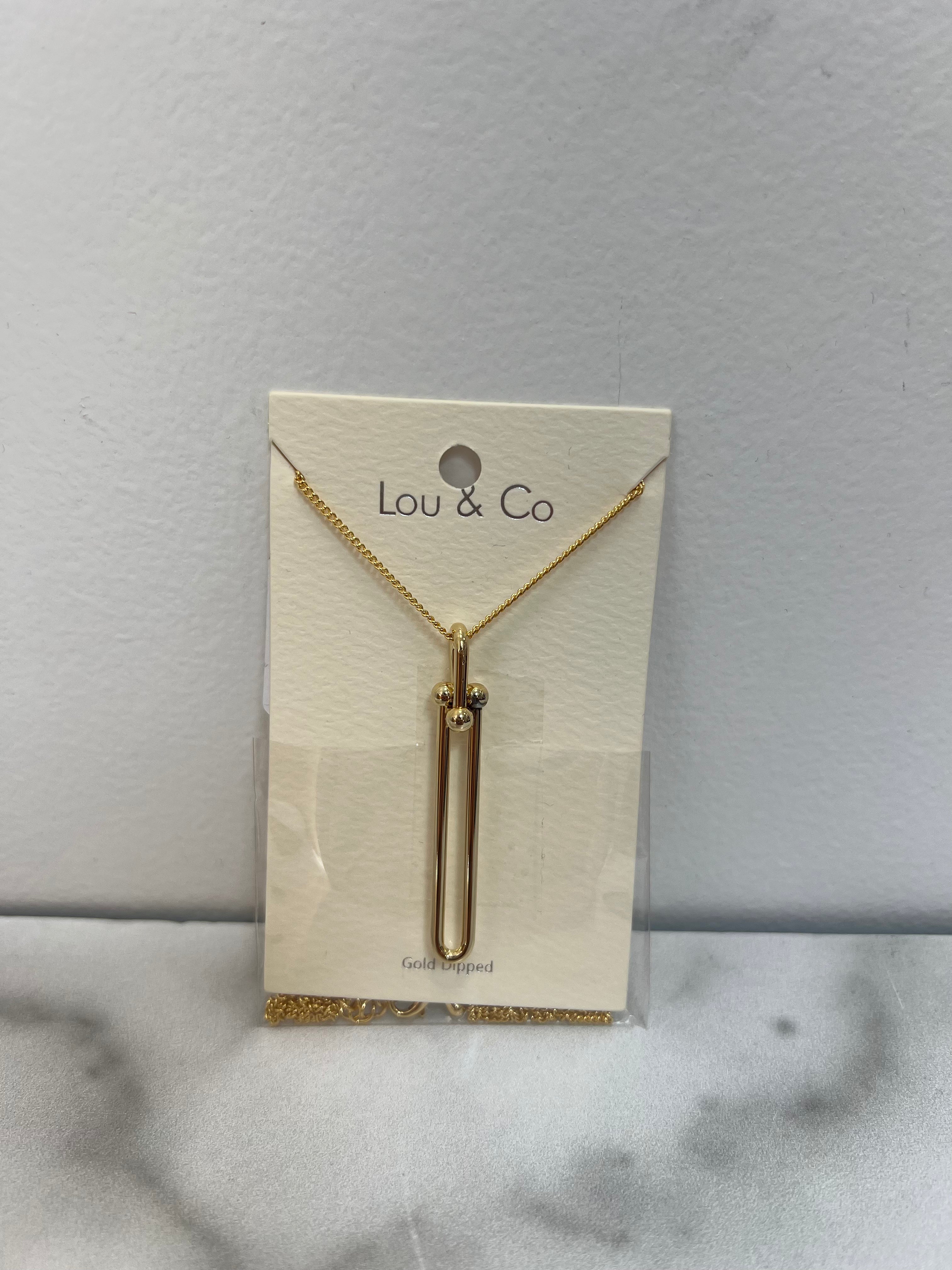 Long Necklace w/ Linked Pendant