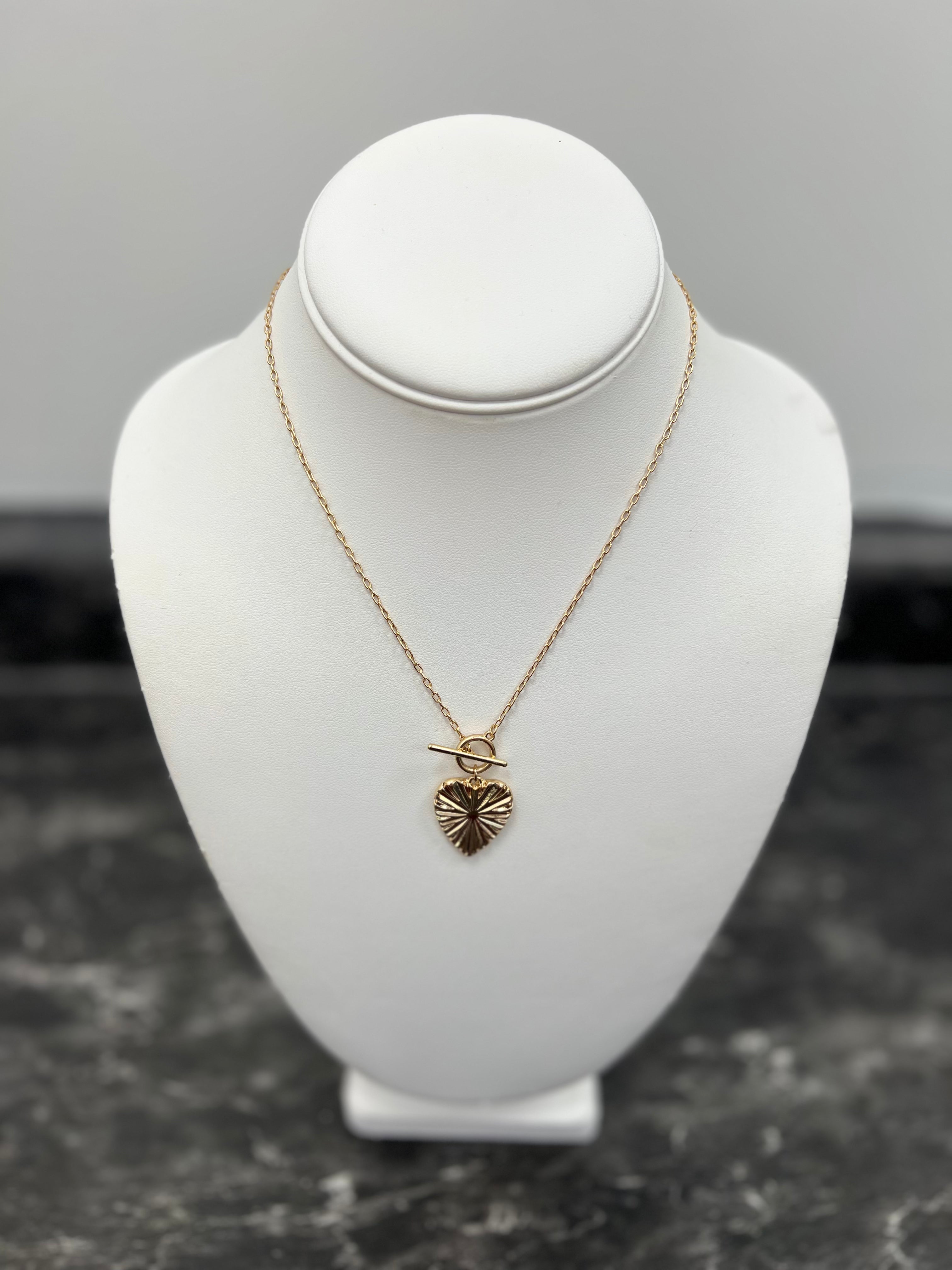 Heart Shaped Short Necklace - Gold