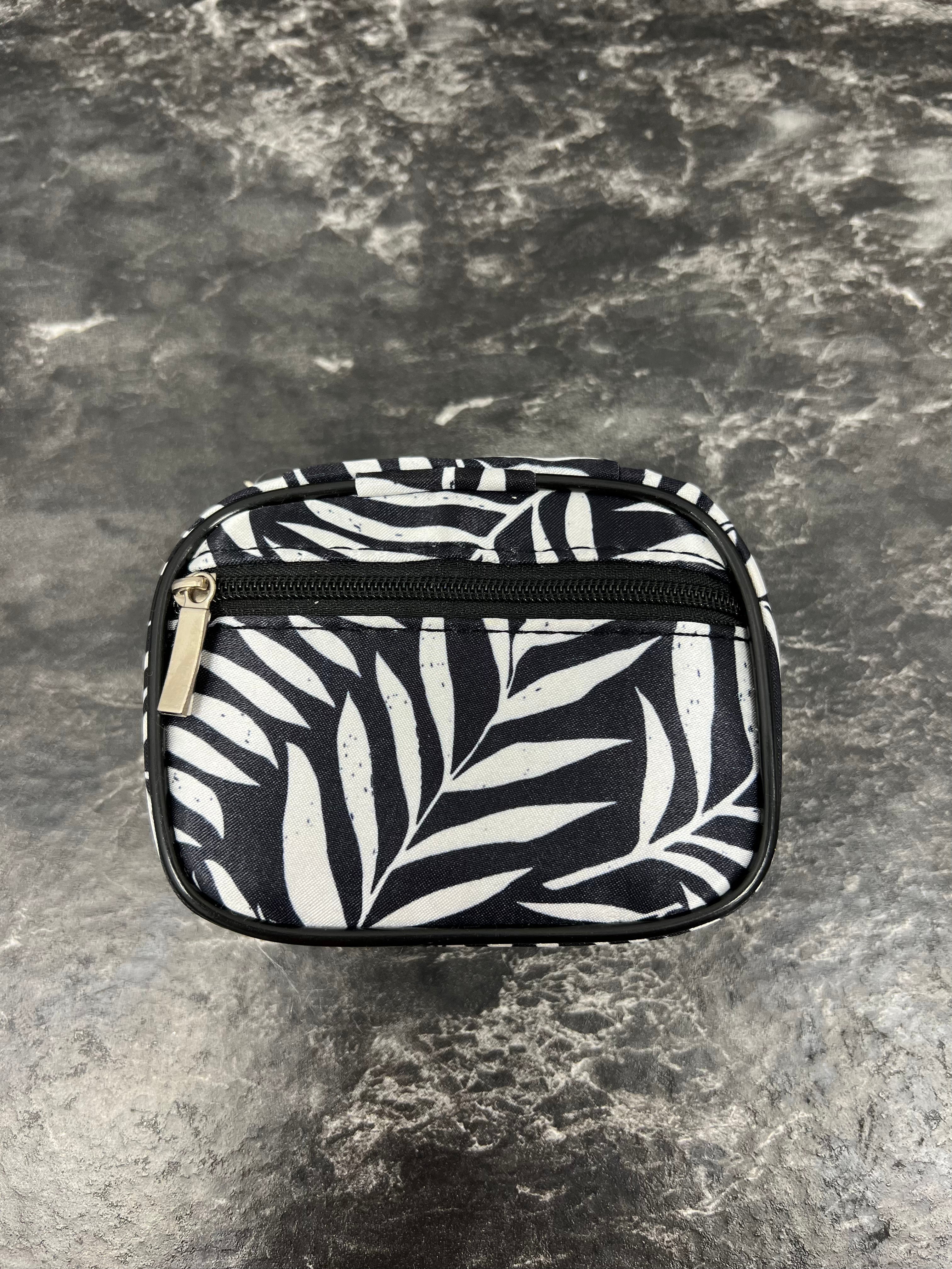 Wellness Keeper Zippered Pill & Vitamin Case