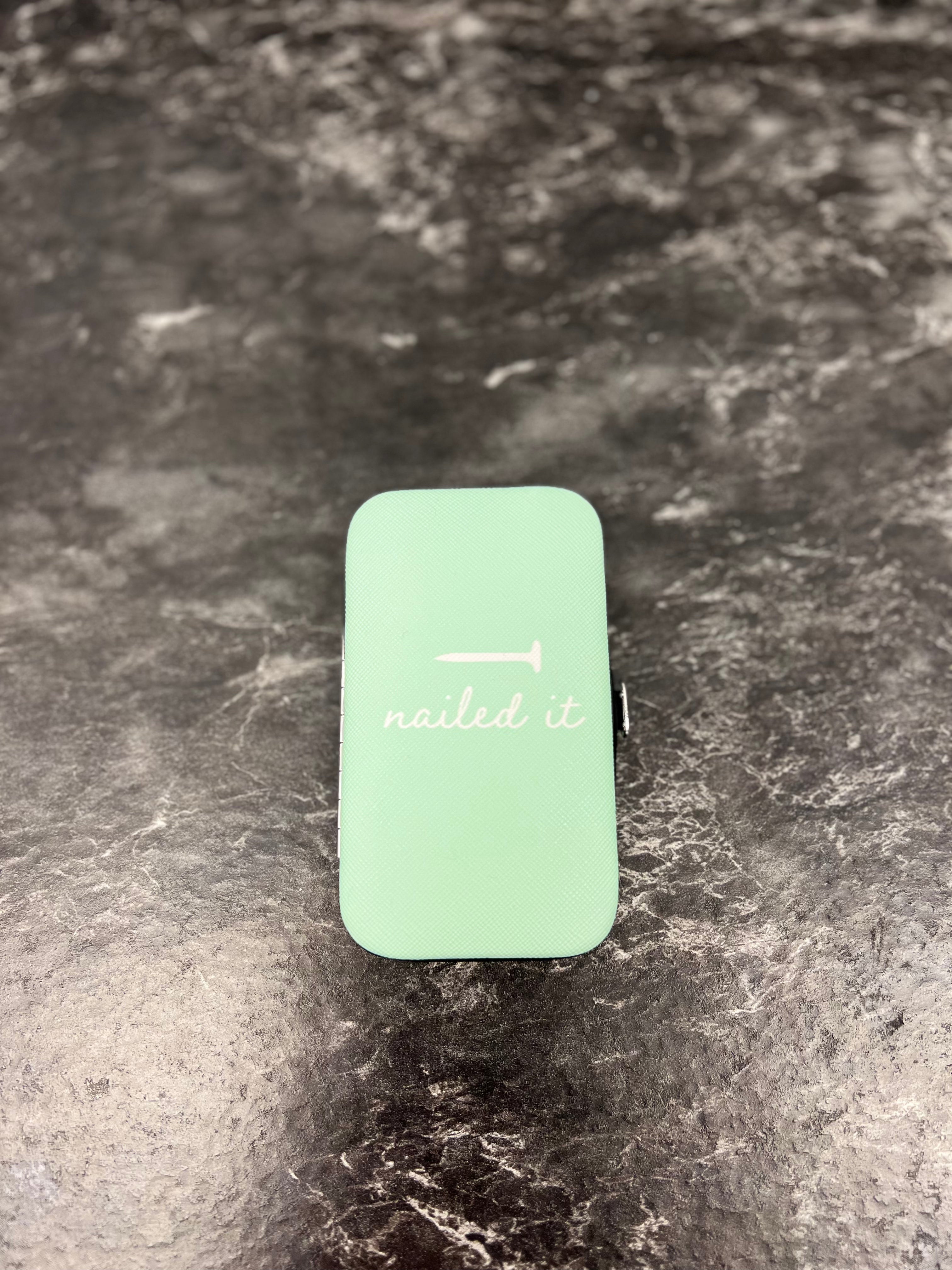 Mani Pedi Manicure Kit