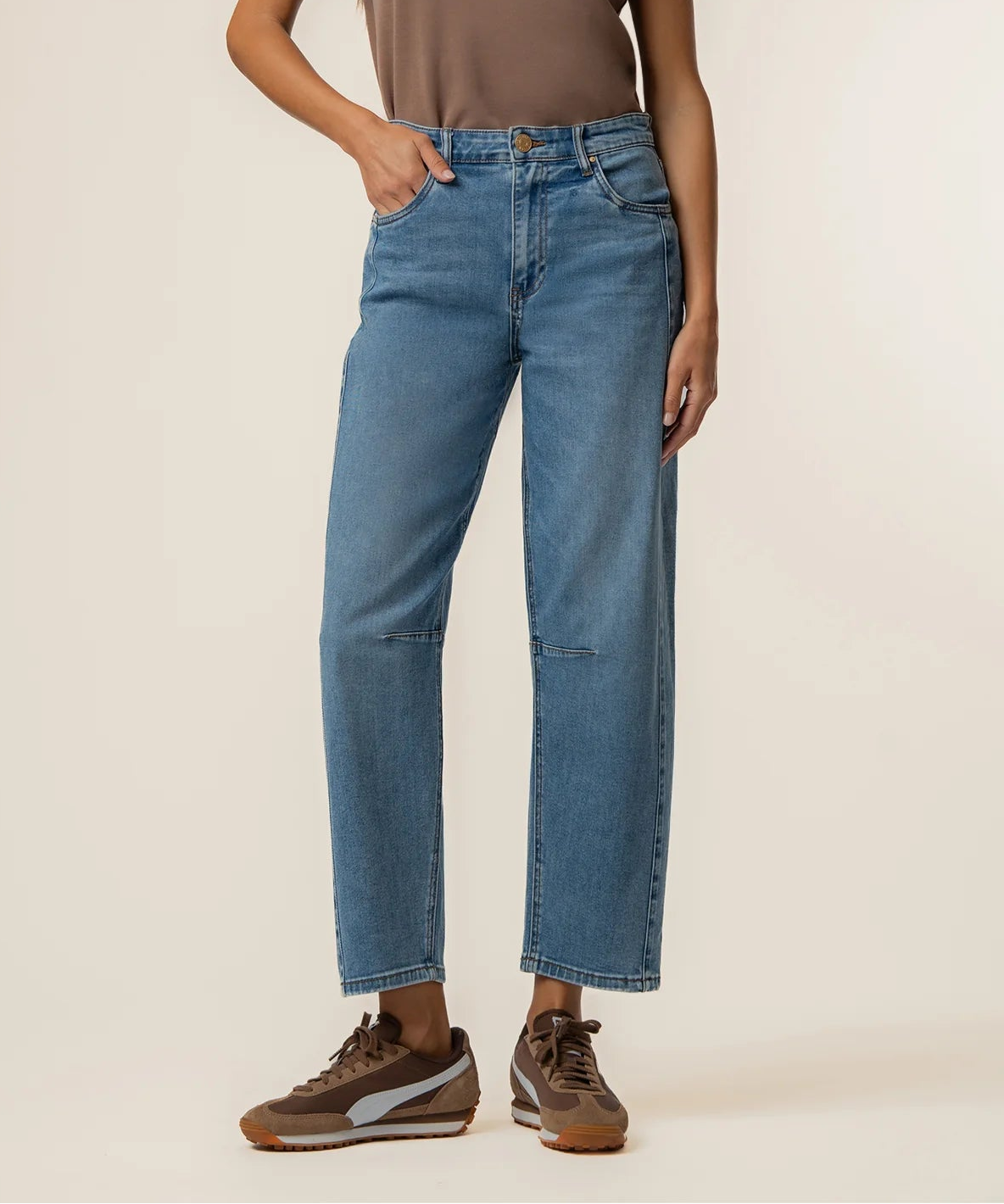 KUT Ashton High Rise Relaxed Leg