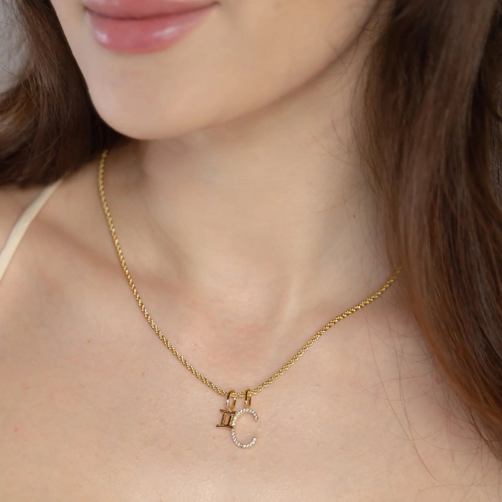 The Sis Kiss Skinny Rope Chain Necklace