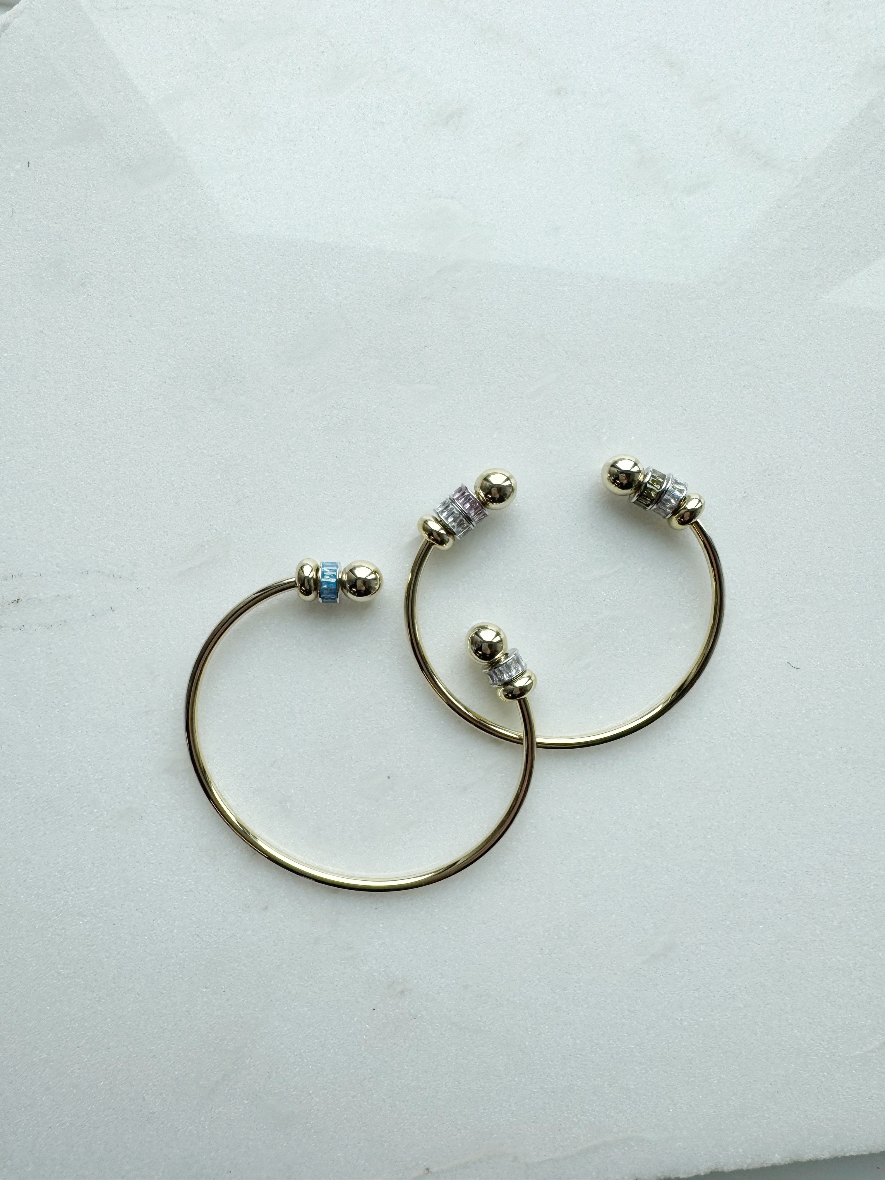 Sis Kiss Slider Charm Cuff