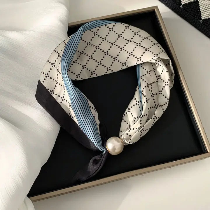 Pearl Magnetic Clasp Scarf