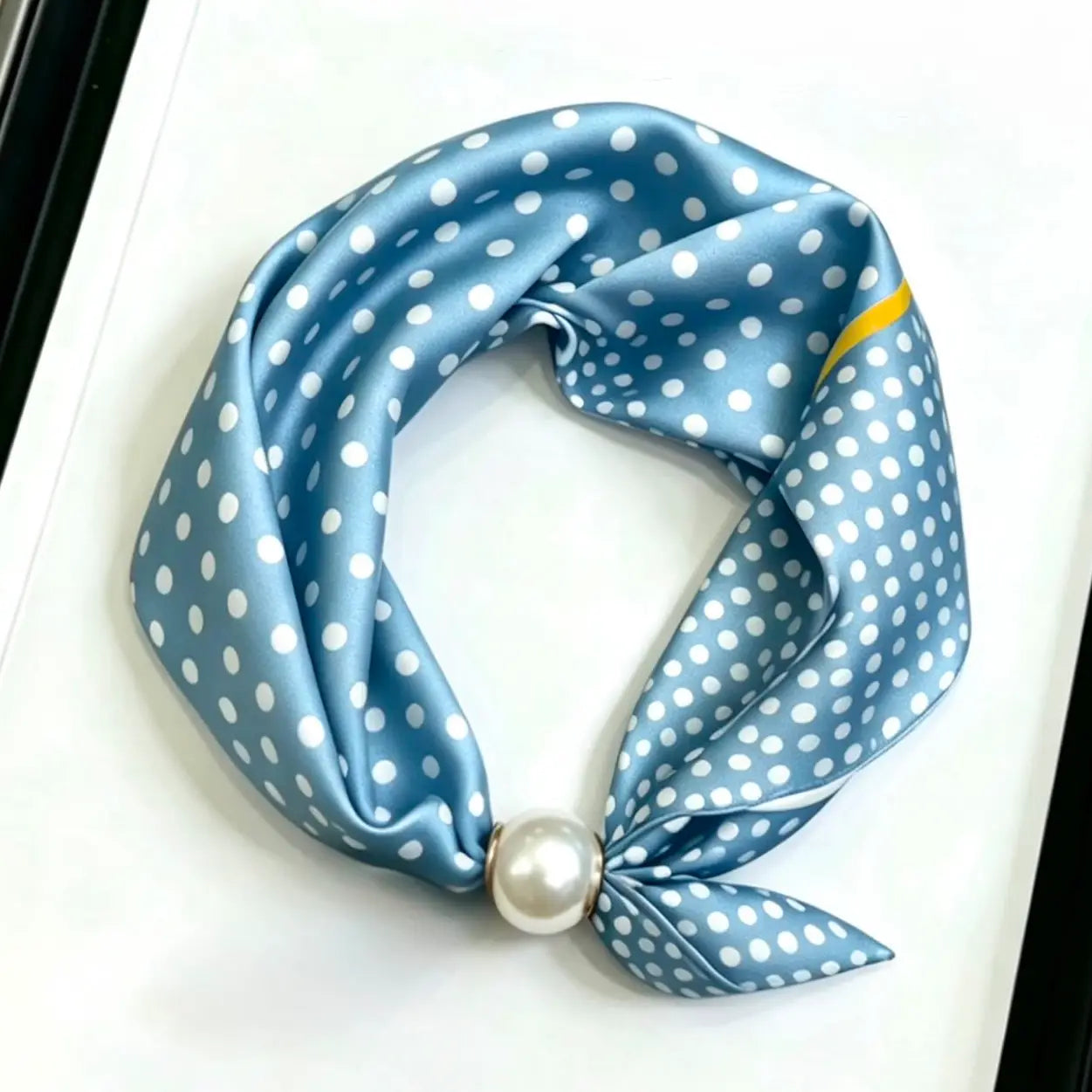 Pearl Magnetic Clasp Satin Scarf