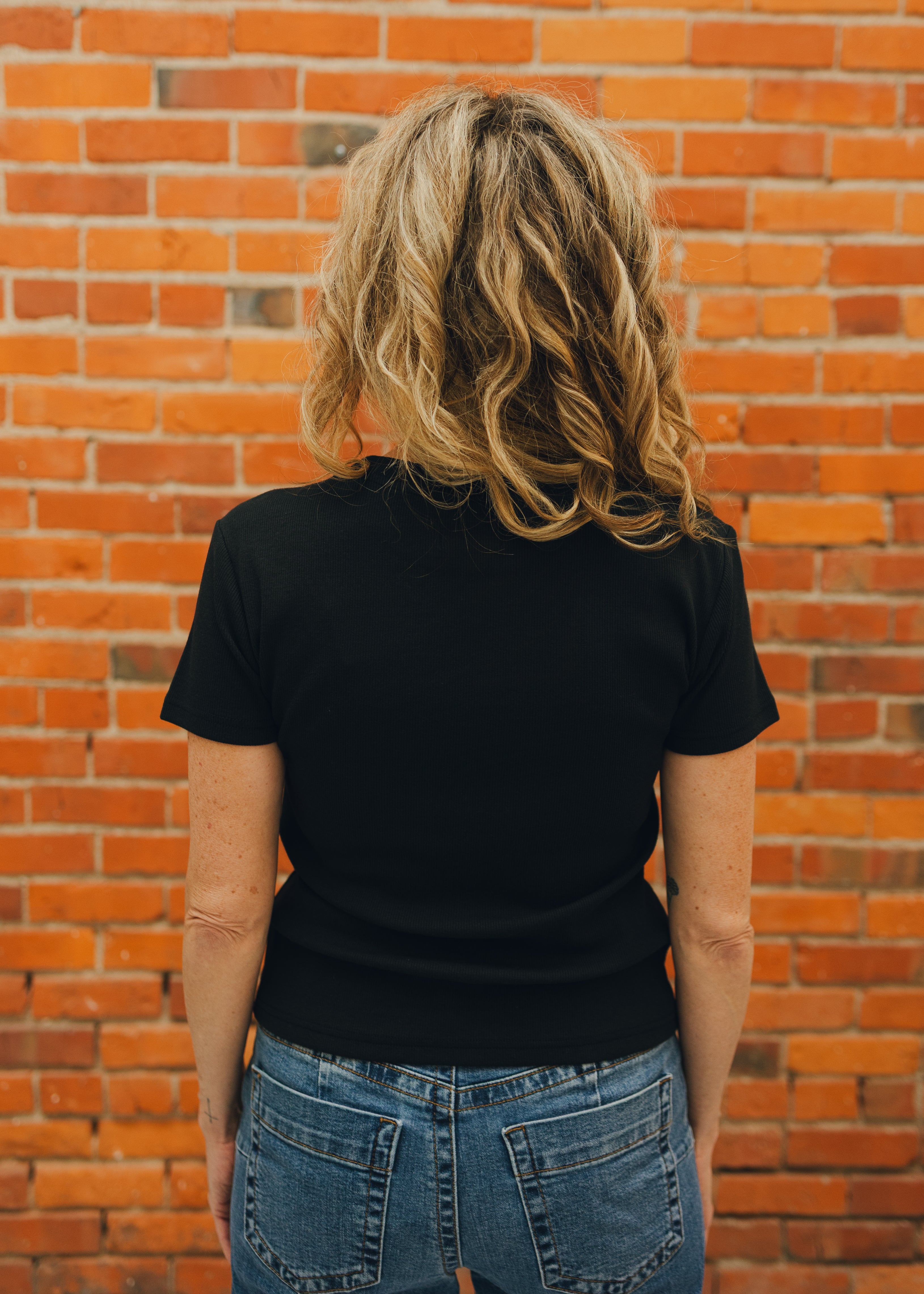 Thread & Supply Annie Tee