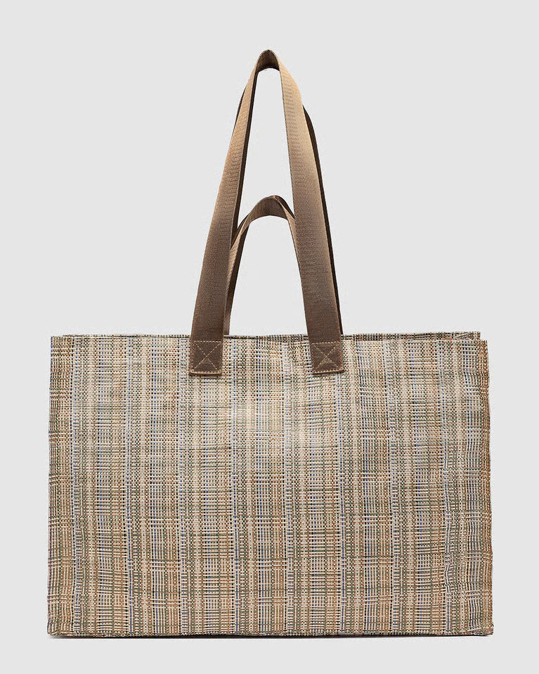 Louenhide Simpson Tote Bag